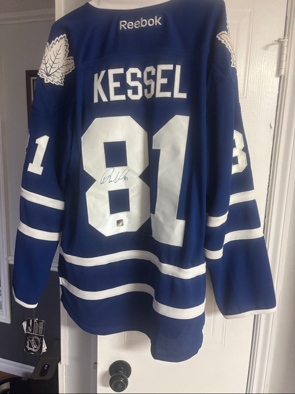 Reebok Blue and White signed KESSEL #81 Toronto Maple Leafs Hockey Jersey